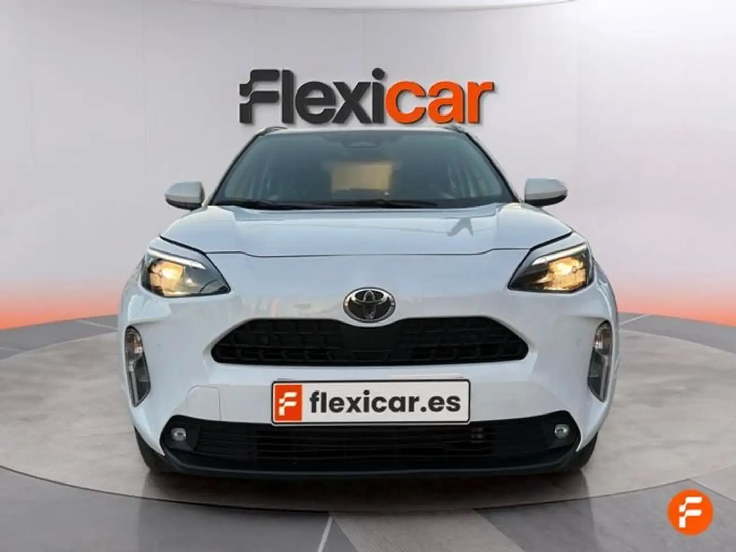 Toyota Yaris Cross 120H Style Blanco - 2