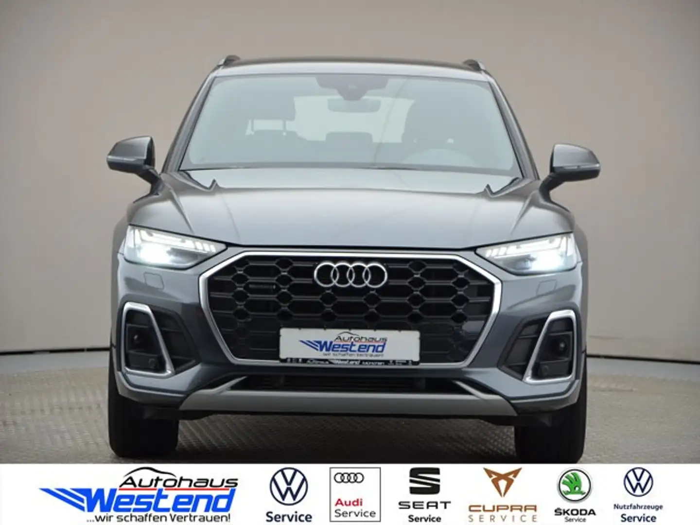Audi Q5 S line 55 TFSIe 270kW qu. AHK Matrix Navi Klima Grau - 1