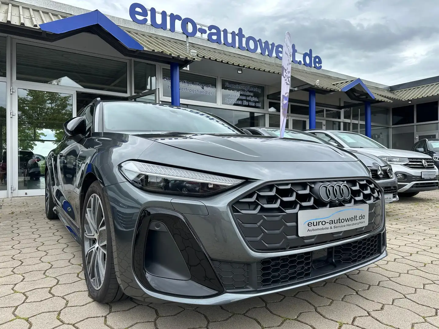 Audi A5 Avant TFSI s-tronic S-Line *Navi*Matrix*PDC+Kam. Grau - 1