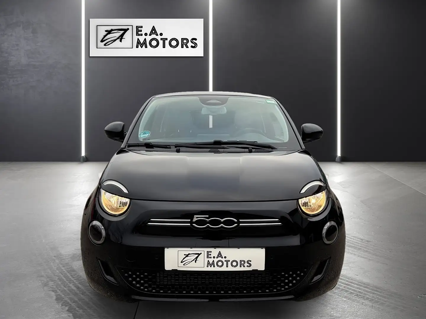 Fiat 500e 500 Elektro Icon 42 kWh / Tageszulassung Schwarz - 2