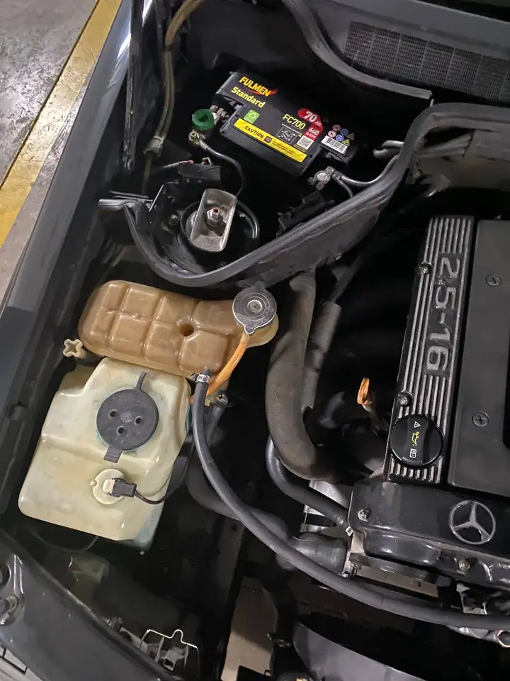 Mercedes-Benz 190E 2.5-16, foto 11