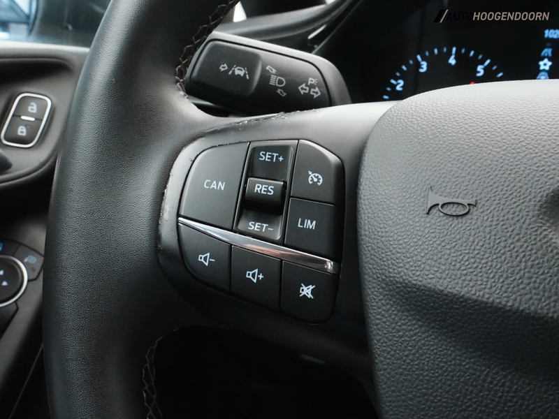Ford Fiesta 1.0 EcoBoost Titanium Luxe (APPLE CARPLAY,LED VERL — photo 19