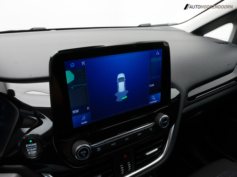 Ford Fiesta 1.0 EcoBoost Titanium Luxe (APPLE CARPLAY,LED VERL — photo 21