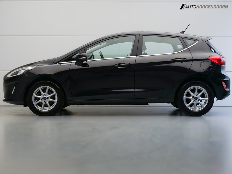 Ford Fiesta 1.0 EcoBoost Titanium Luxe (APPLE CARPLAY,LED VERL — photo 2