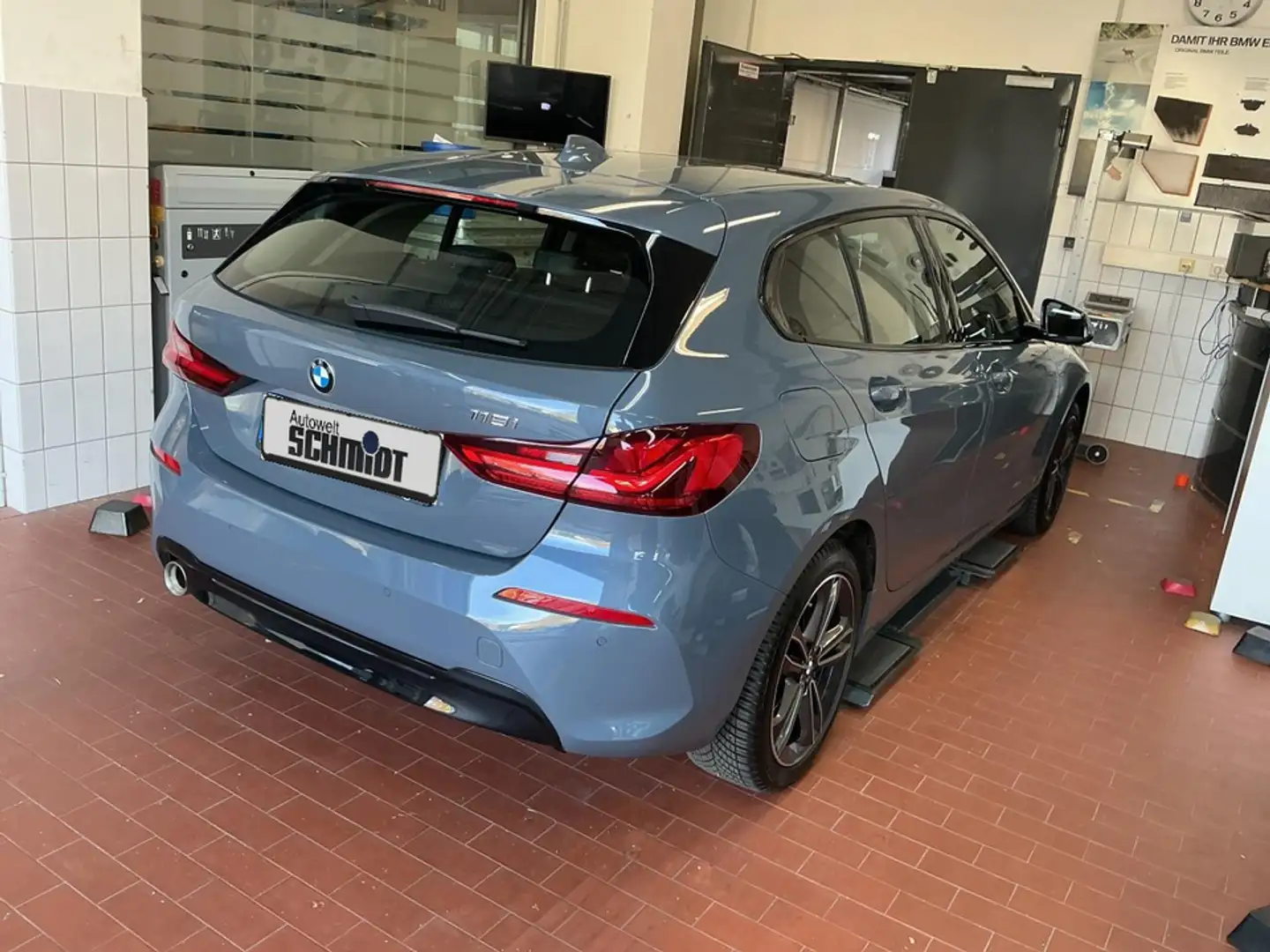 BMW 118 i Sport Line + 2Jahre-BPS.-GARANTIE Grau - 2