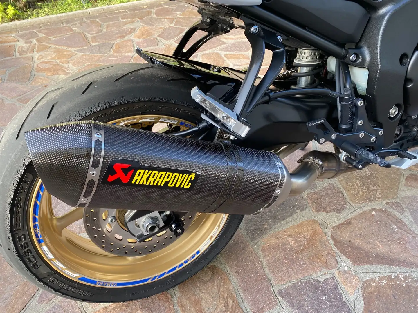 Yamaha FZ 8 Wit - 2