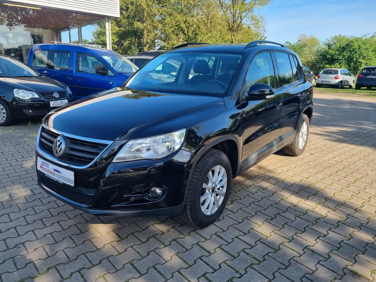 Volkswagen Tiguan 1.4 TSI 4Motion Trend Чёрный - 1