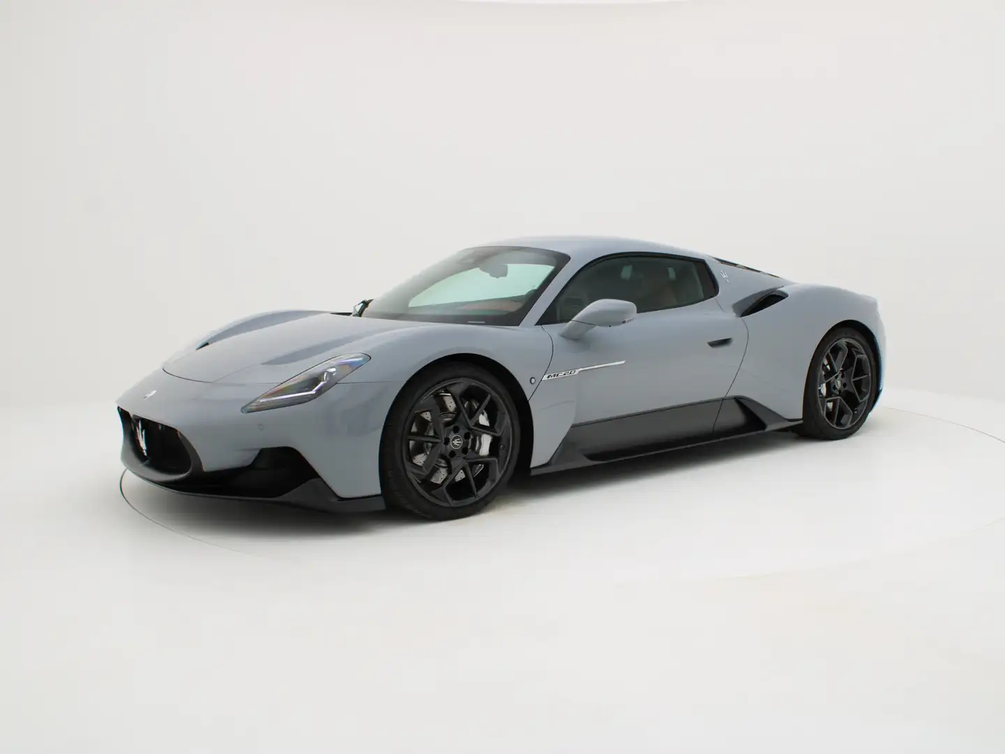 Maserati MC20 3.0 V6 Twin Turbo Šedá - 1