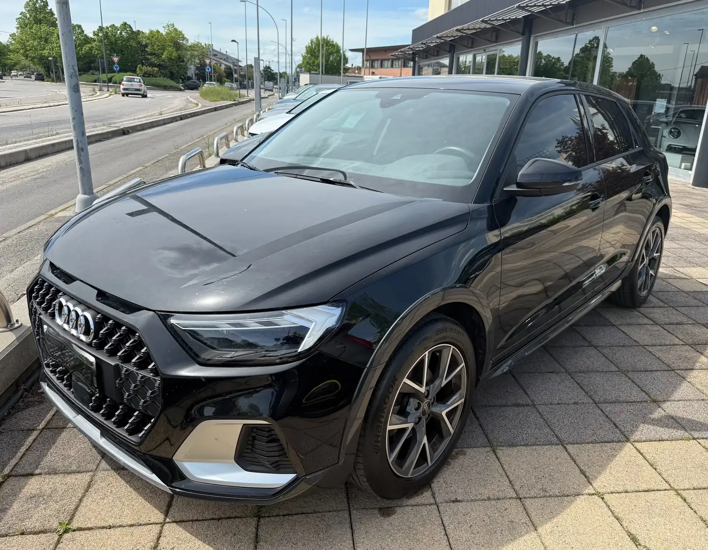 Audi A1 A1 Citycarver 30 1.0 tfsi 110cv s-tronic Noir - 1