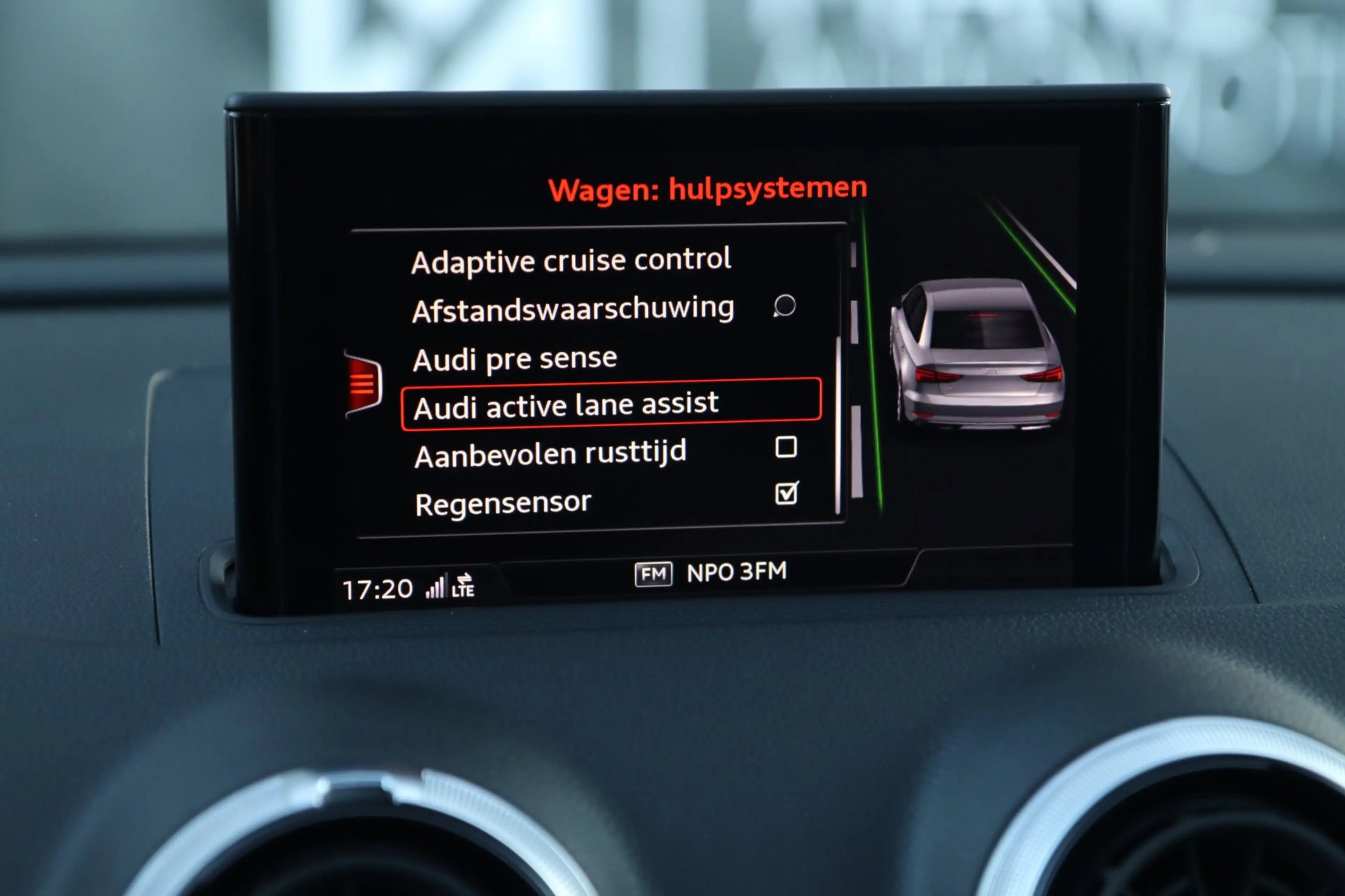 Audi A3 Limousine 2.0 TFSI S3 quattro 300PK / PANO / VIRTU — photo 14