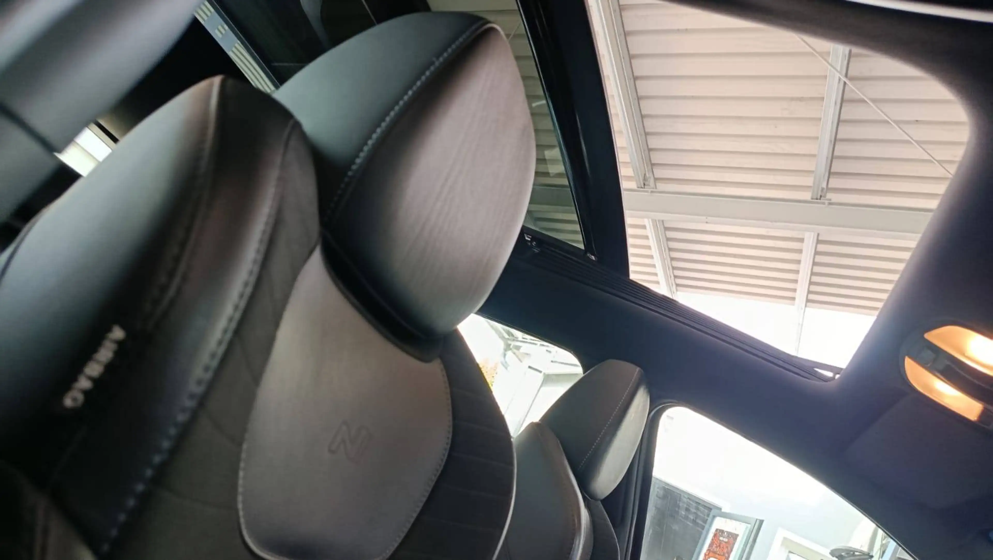Hyundai i30 N Performance Panorama Sitz Lenkradhzg TÜV Neu — photo 9
