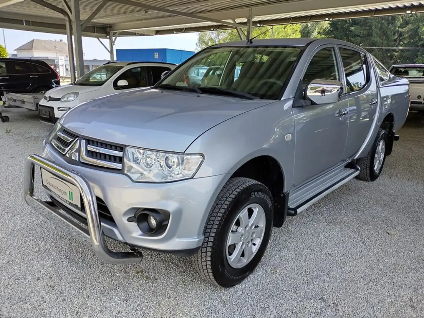 Mitsubishi L200 L200 Style Edition DC 4WD 2,5 DI-D !2.Besitz! Plateado - 1