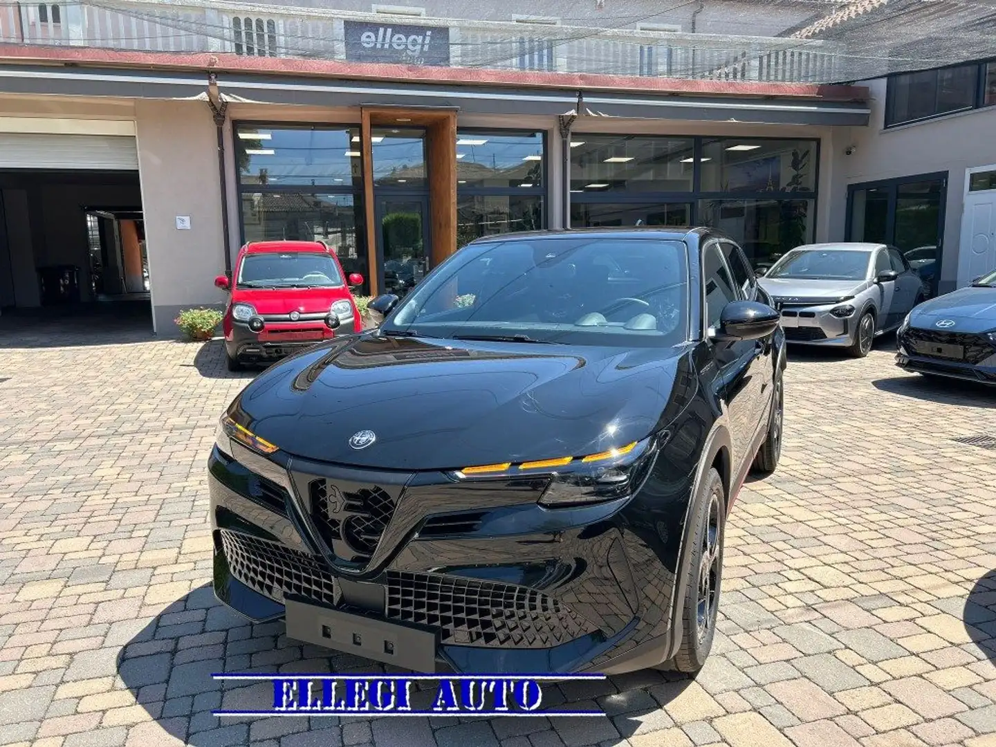 Alfa Romeo Junior PROMO FIN.1.2 145 CV Hybrid eDCT6 Speciale KM 0 Nero - 1