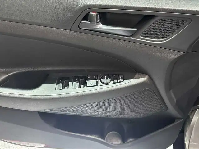 Hyundai Tucson view 10