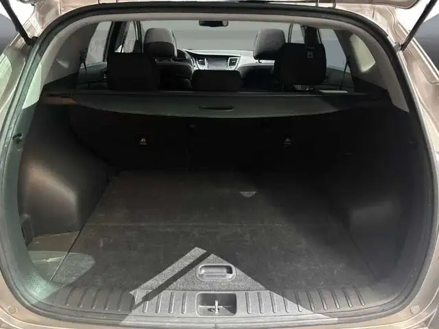 Hyundai Tucson view 7
