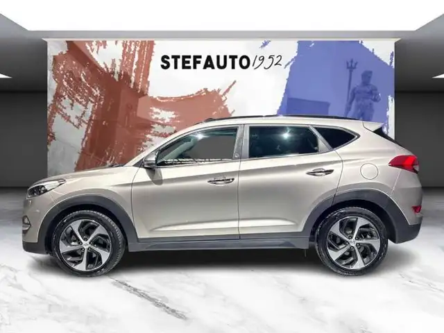 Hyundai Tucson view 4