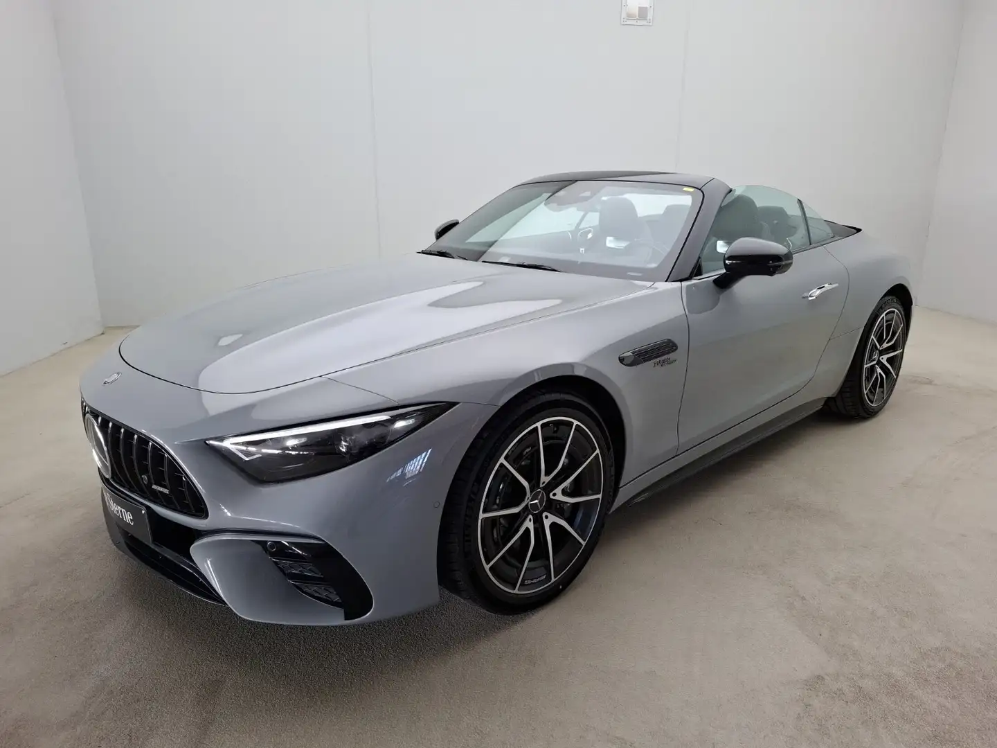 Mercedes-Benz SL 43 AMG SL 43 V8 Styling AMG Night Burmester Distro 20" Grau - 2