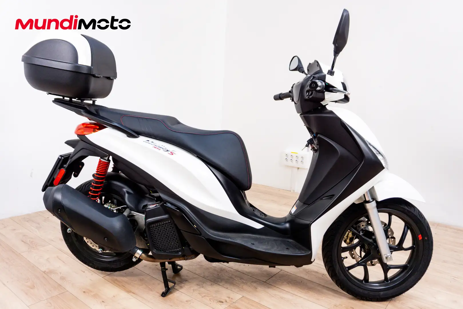 Piaggio Medley 125 - 1