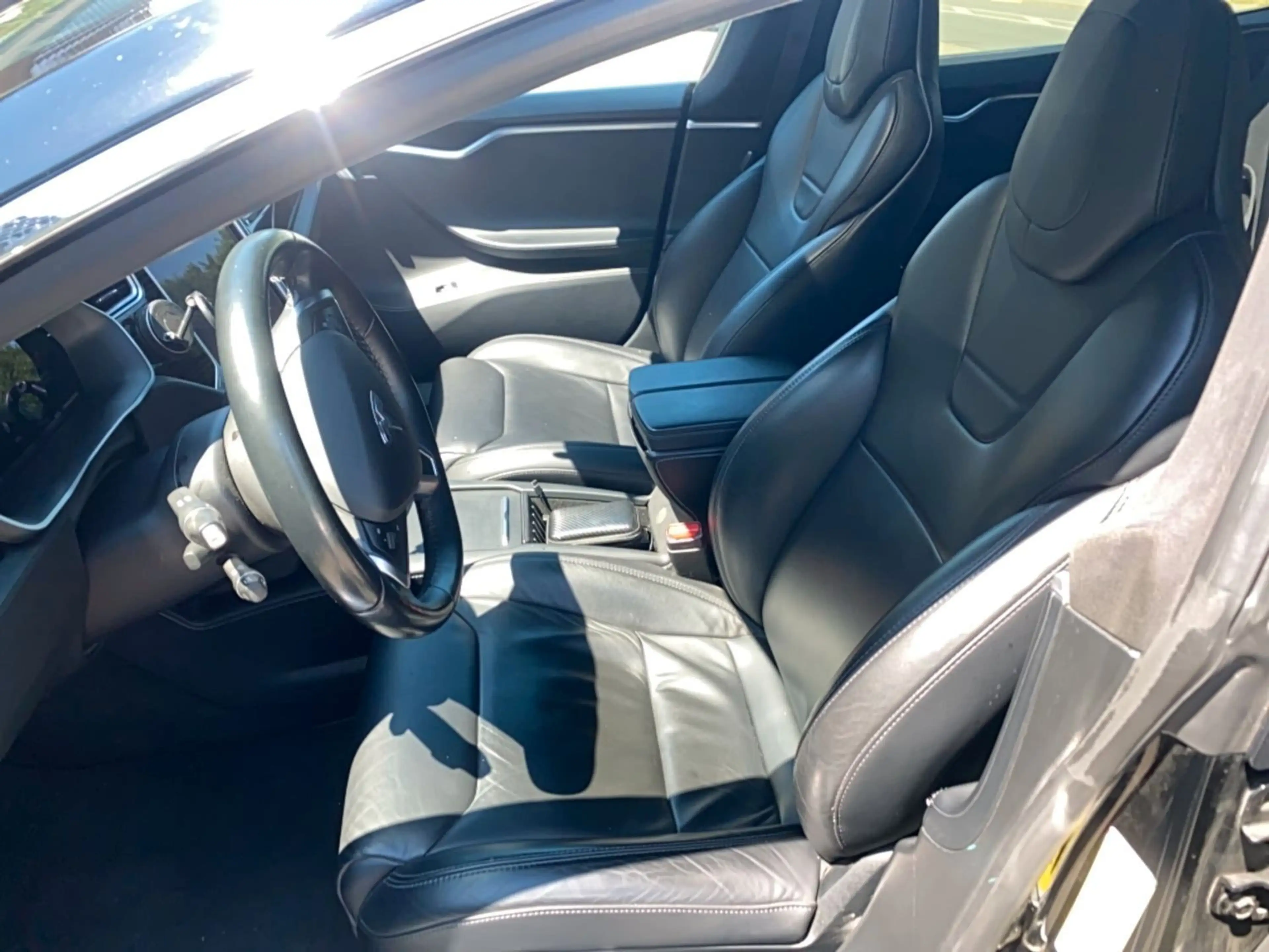 Tesla Model S 75 Navi Leder LED 360° Kamera — photo 7