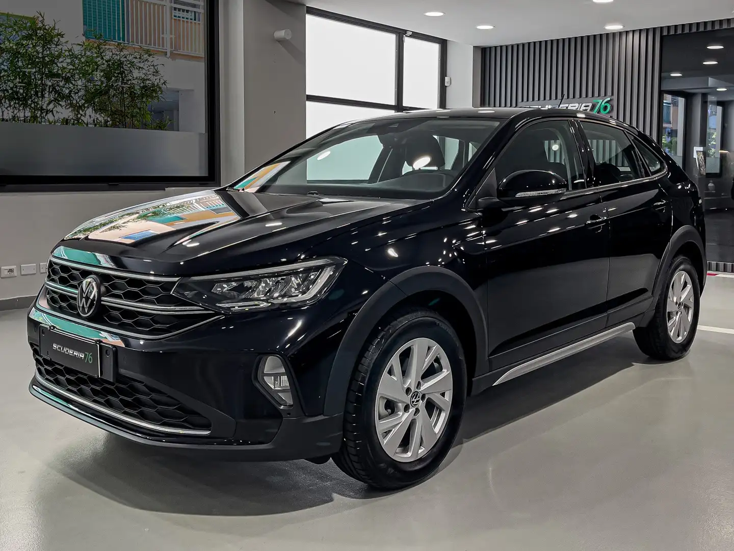 Volkswagen Taigo LIFE 1.0 TSI 110 CV KM ZERO Negro - 1