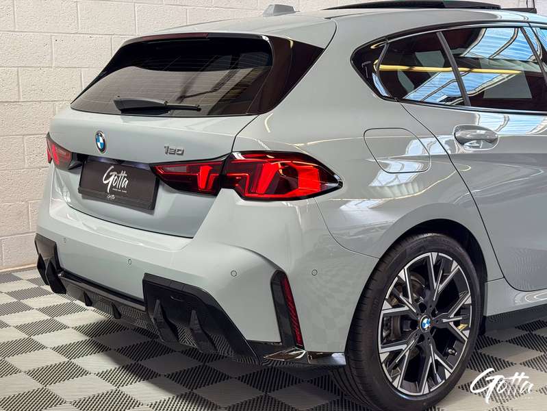 Photo du véhicule BMW 120