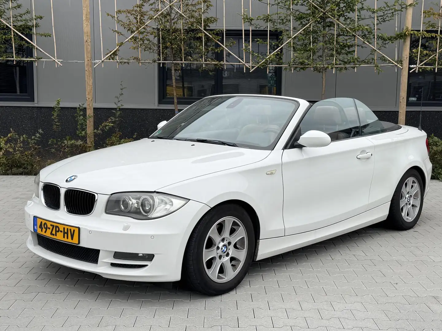 BMW 120 1-serie Cabrio 120i High Executive Wit - 2
