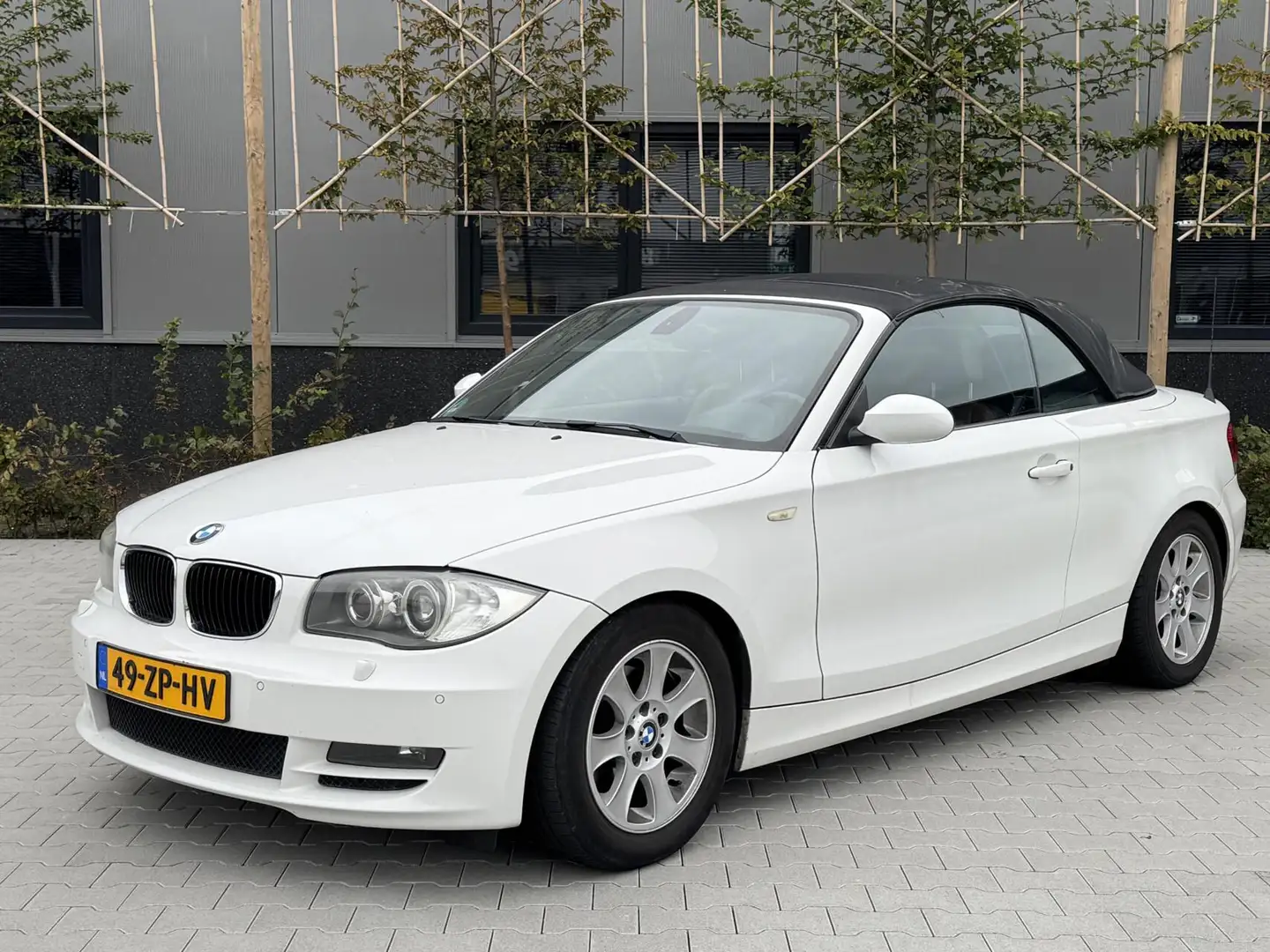 BMW 120 1-serie Cabrio 120i High Executive Wit - 1