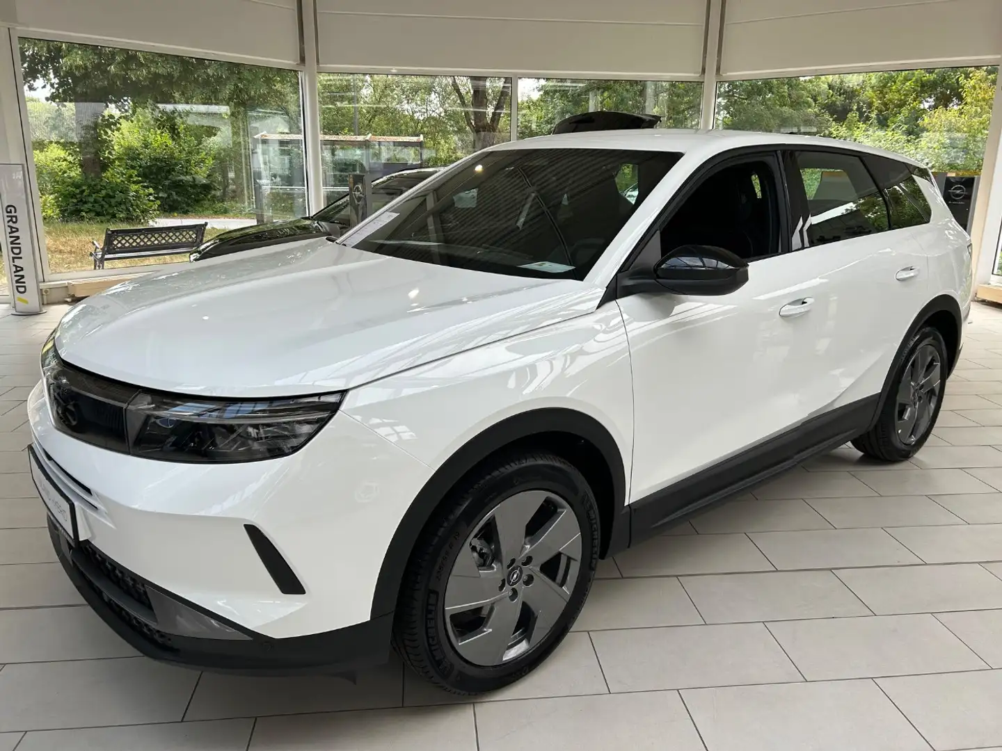 Opel Grandland , Edition, 1.2 inkl. Big Deal Weiß - 2