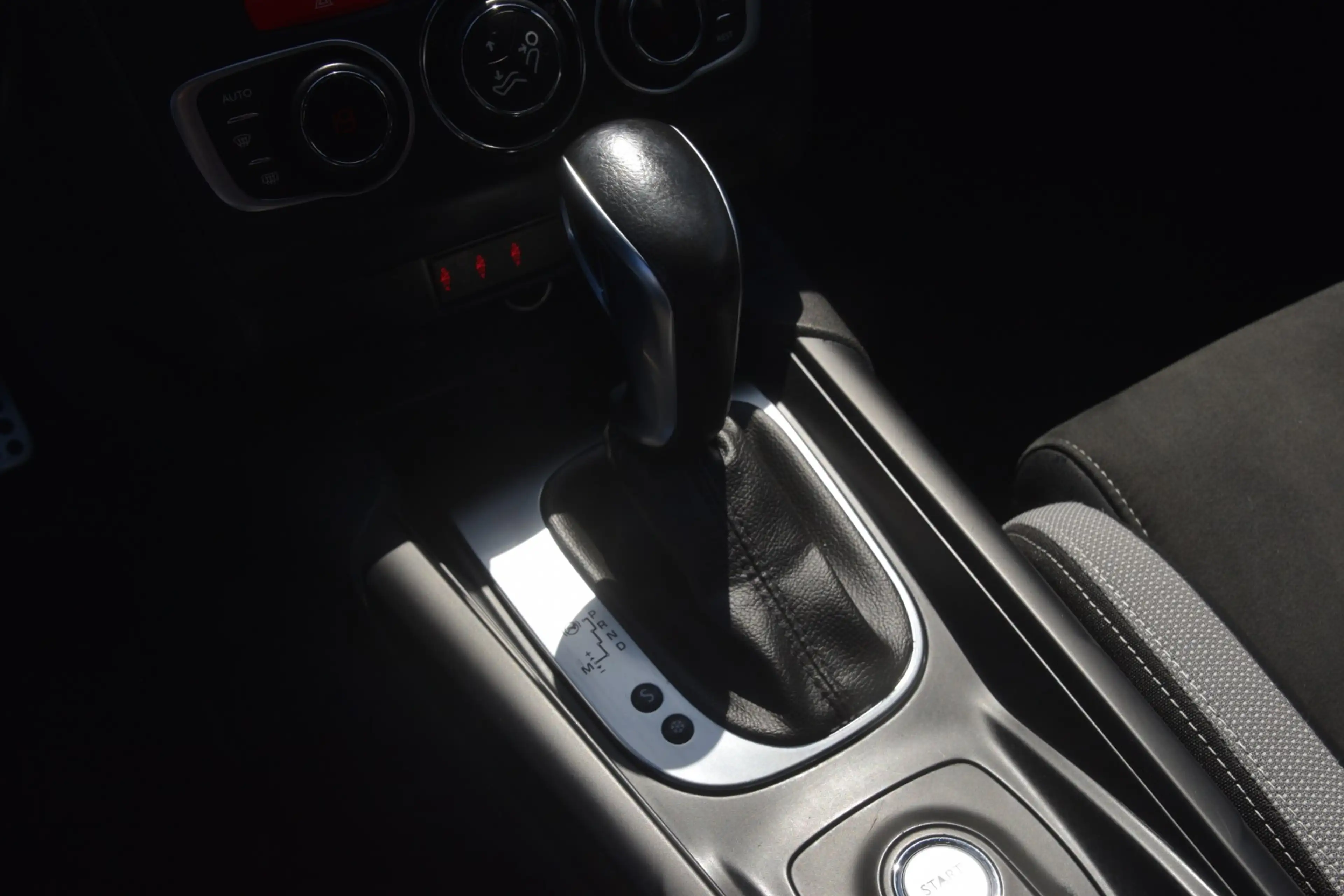 DS Automobiles DS 4 Crossback 1.6 BlueHDi Chic LED | Carplay | LMV | Trekhaak | — photo 30