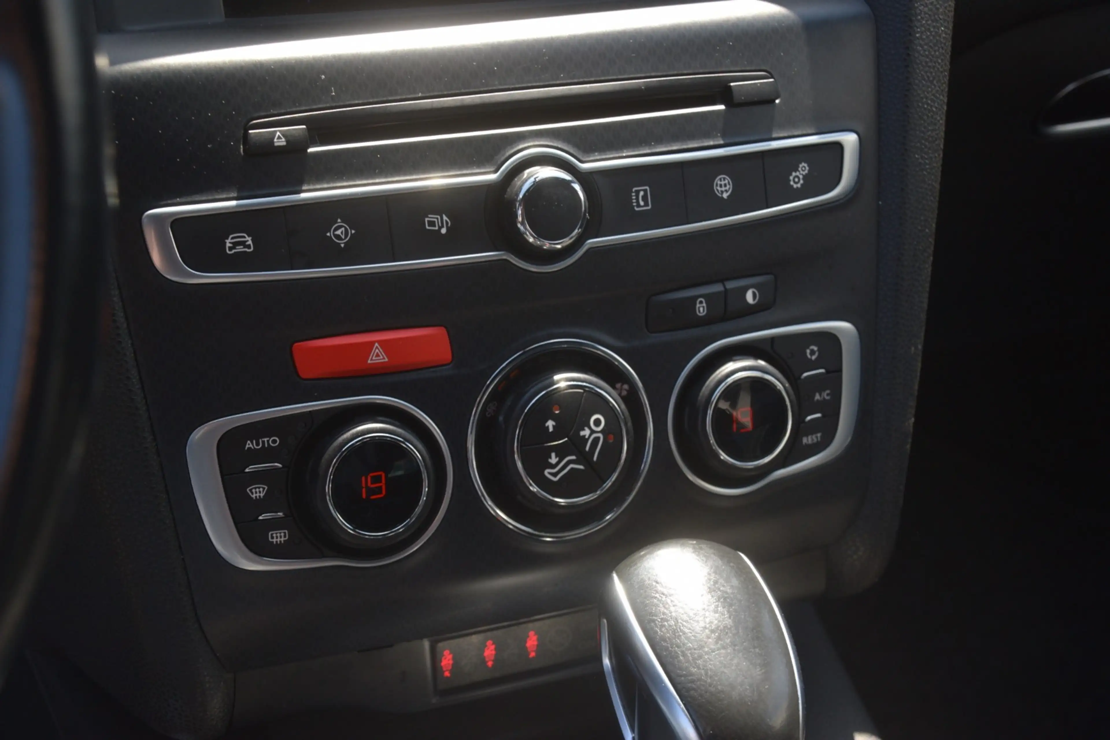DS Automobiles DS 4 Crossback 1.6 BlueHDi Chic LED | Carplay | LMV | Trekhaak | — photo 29