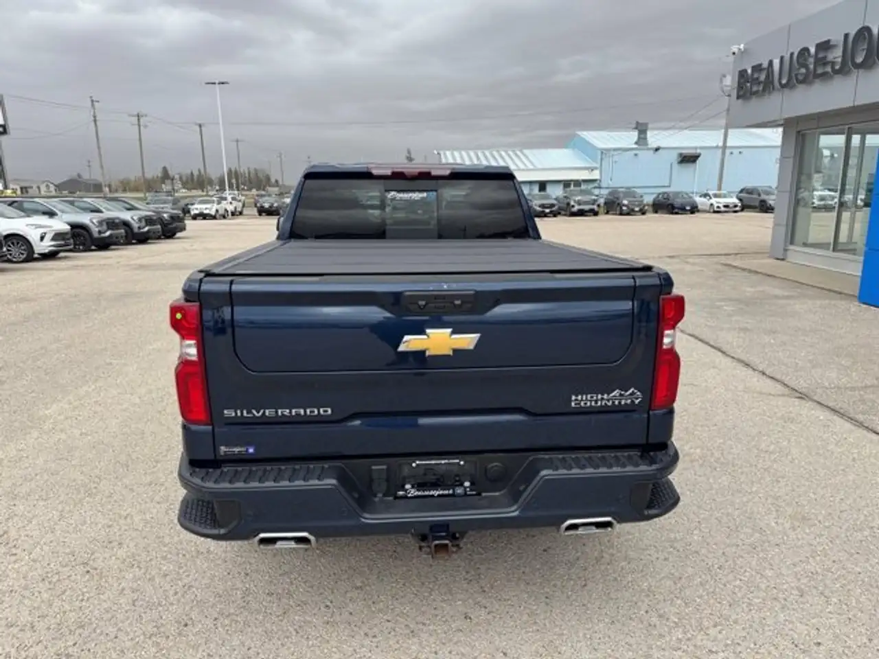 Chevrolet Silverado 1500 снимка Chevrolet Silverado 1500