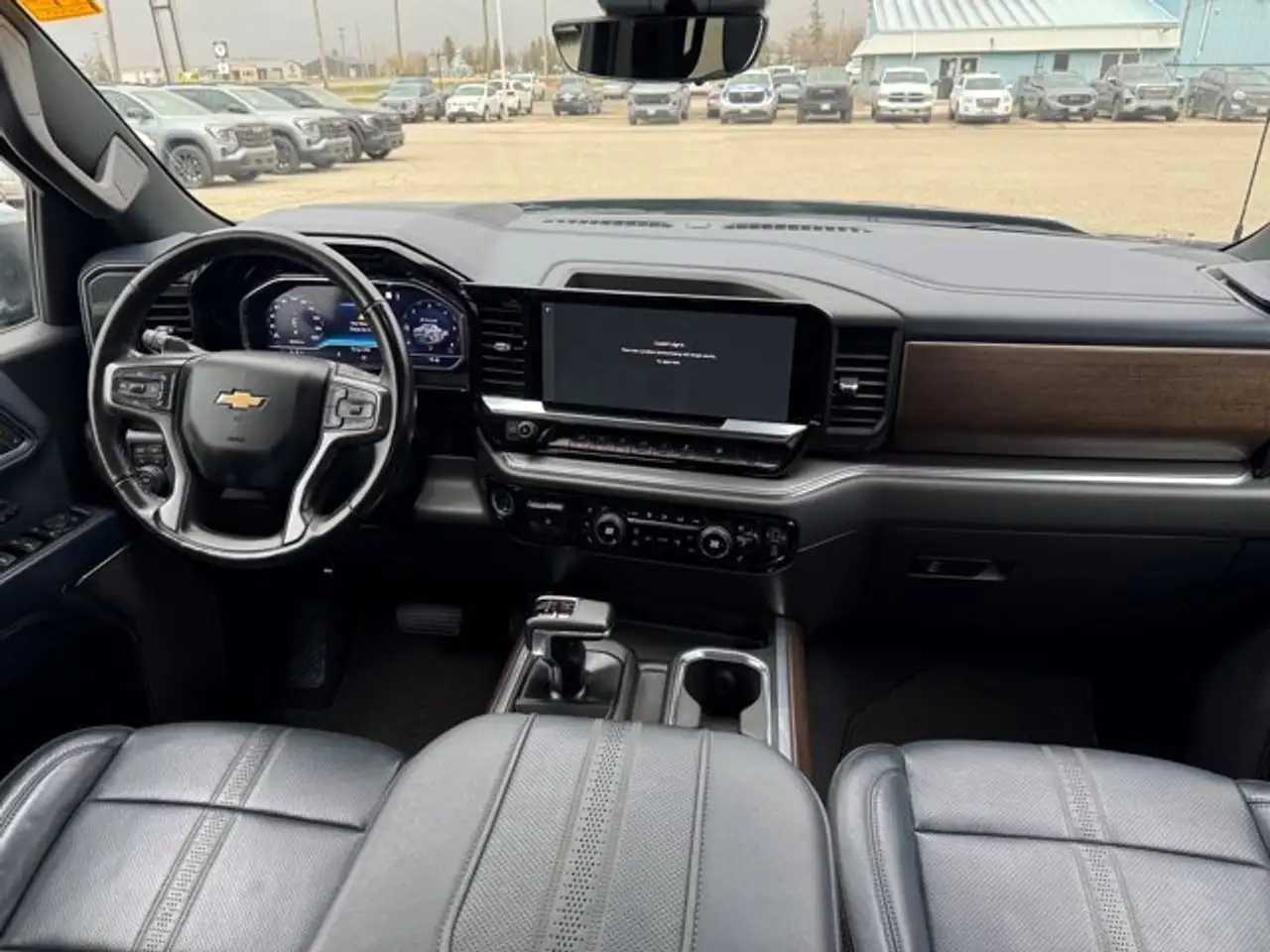 Chevrolet Silverado 1500 снимка Chevrolet Silverado 1500