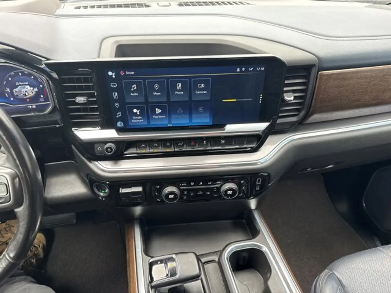 Chevrolet Silverado 1500 снимка Chevrolet Silverado 1500