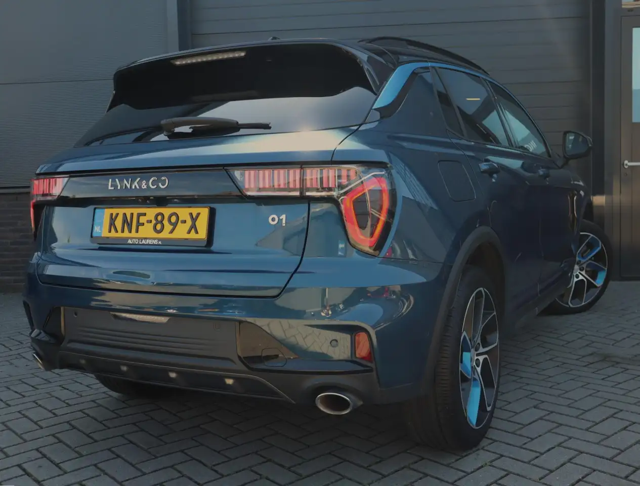 Lynk & Co 01 2022