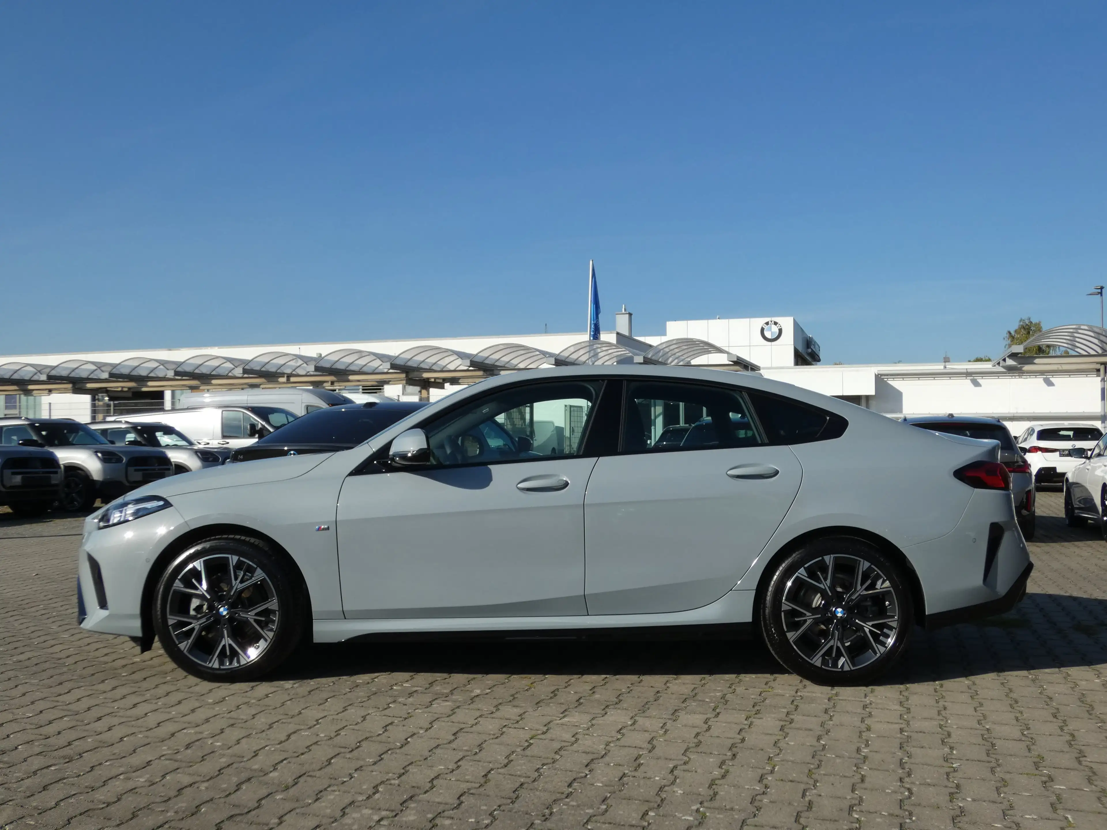 BMW 220 d Gran Coupé — photo 8