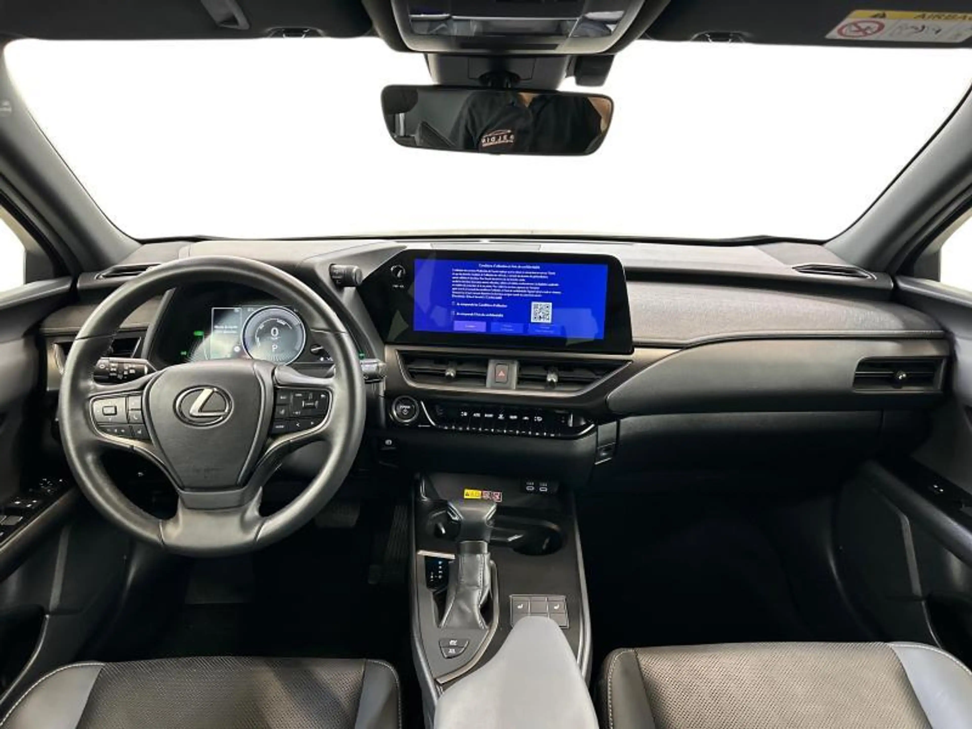 Lexus UX 250h Business Line 2WD — photo 7