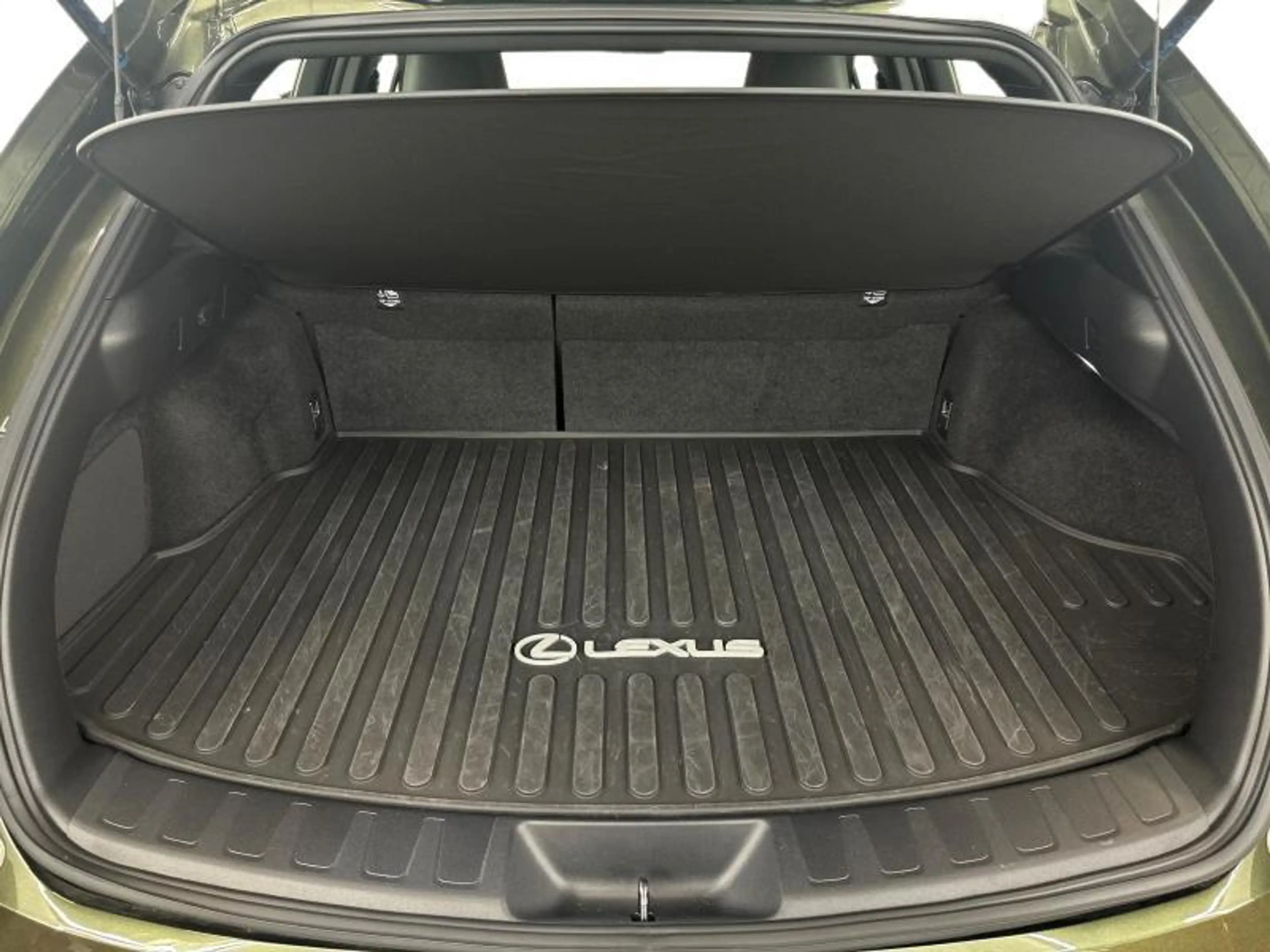 Lexus UX 250h Business Line 2WD — photo 9