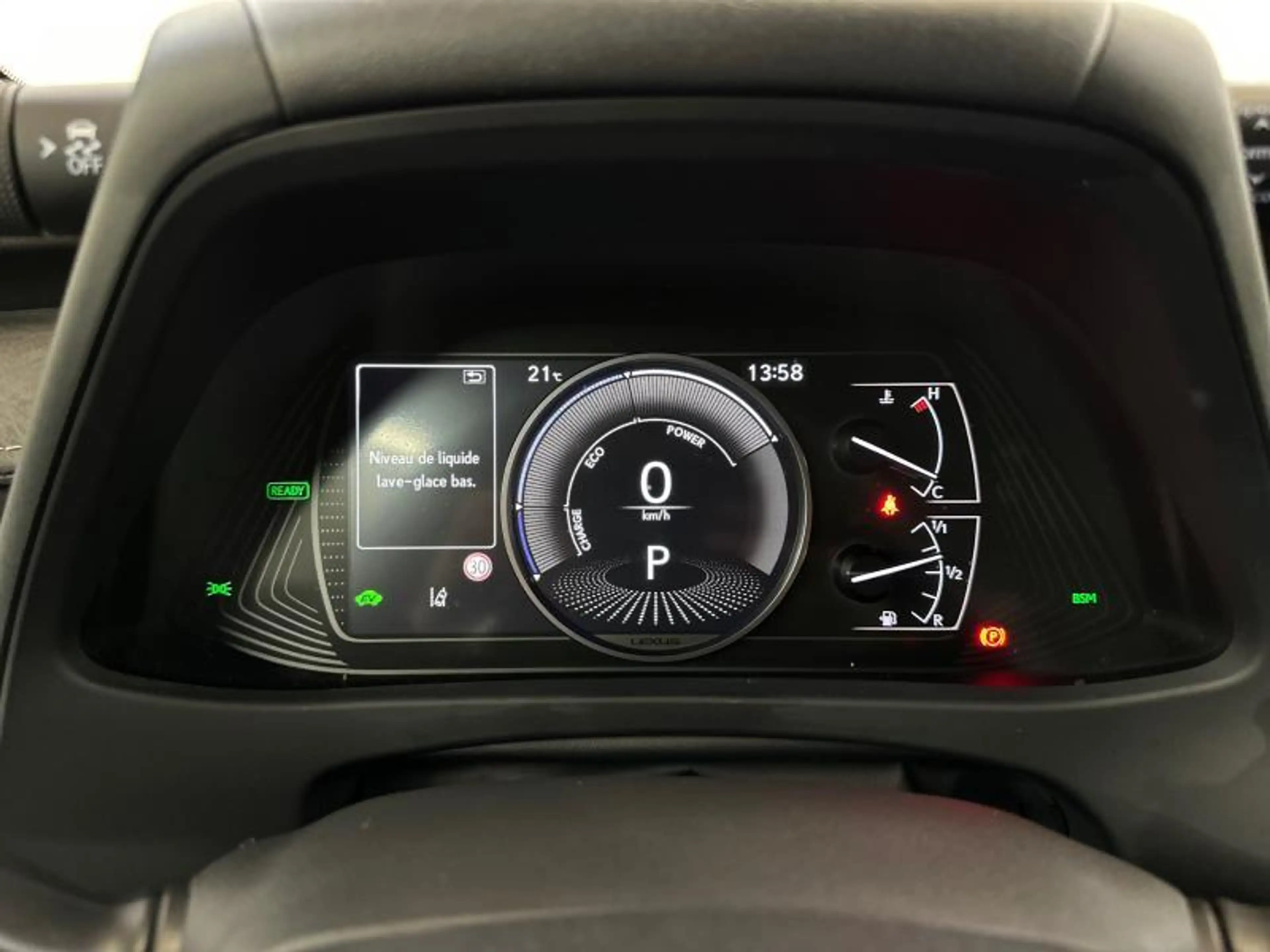 Lexus UX 250h Business Line 2WD — photo 12