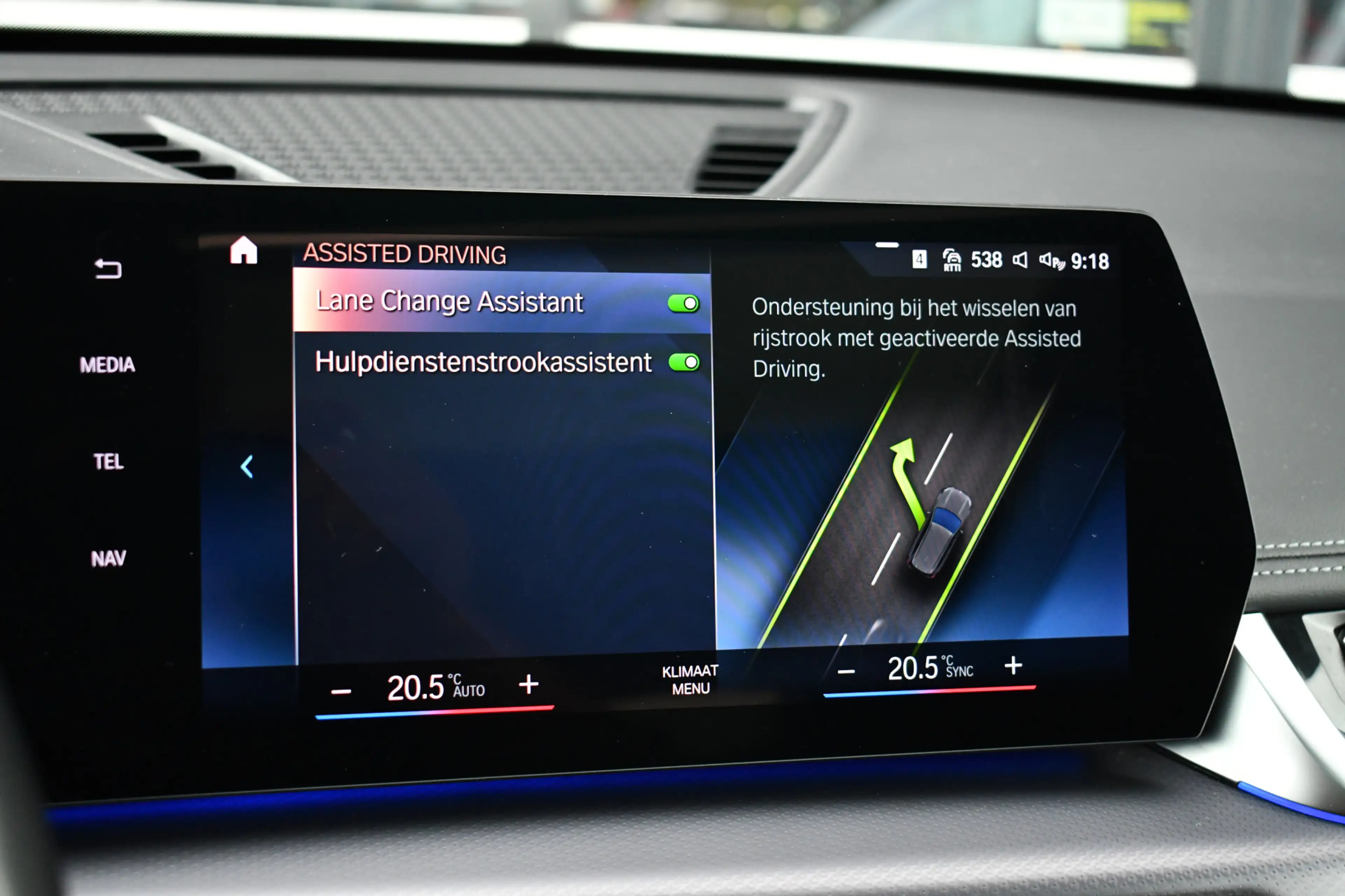 BMW iX1 xDrive30 M-Sport Pano ACC Trekh E-zetels HUD H/K M — photo 28