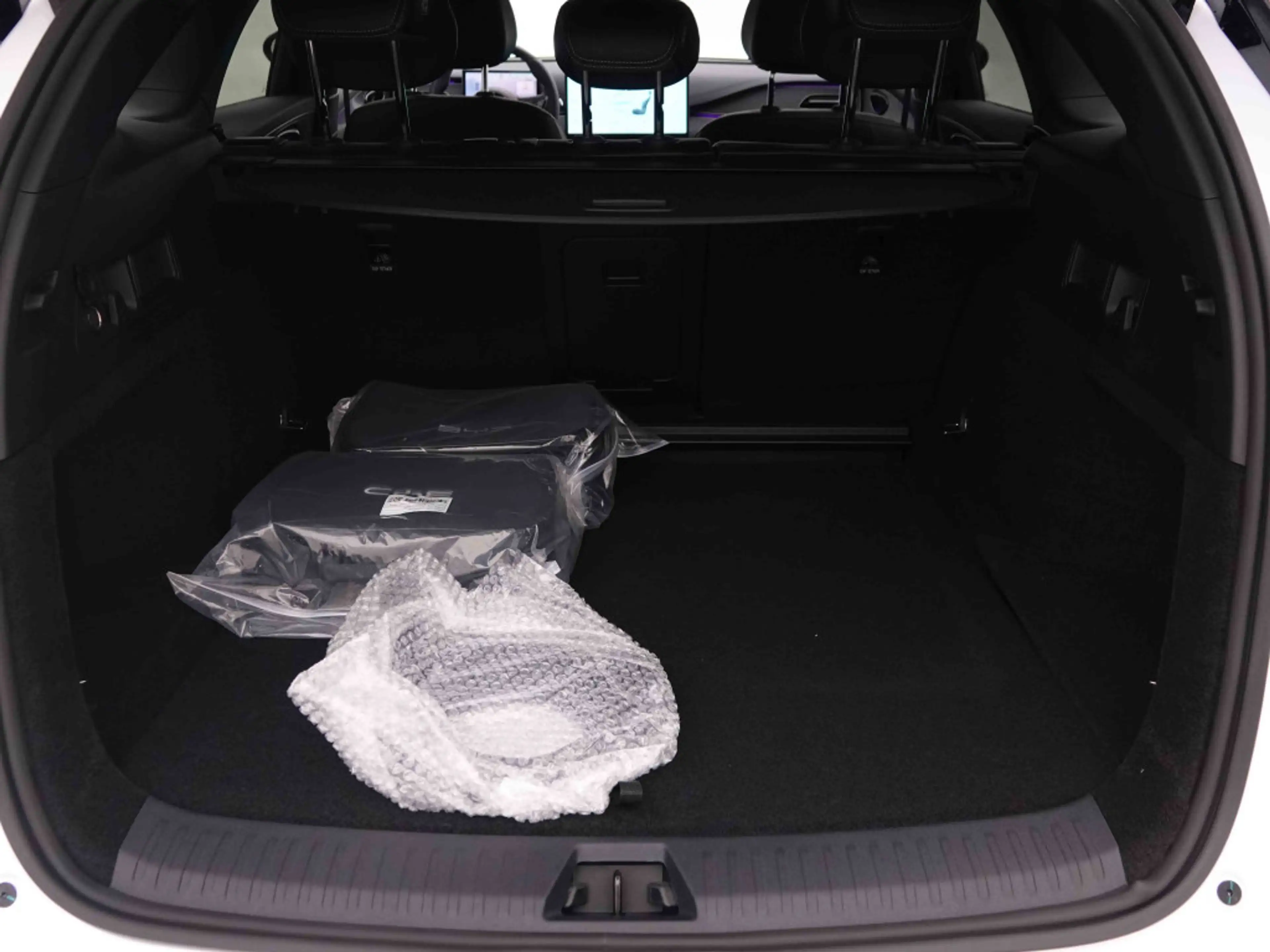 BYD Seal 6 Touring | 212 PHEV | Comfort | EV Range 100 km | Combi Range 1.450 km — photo 6