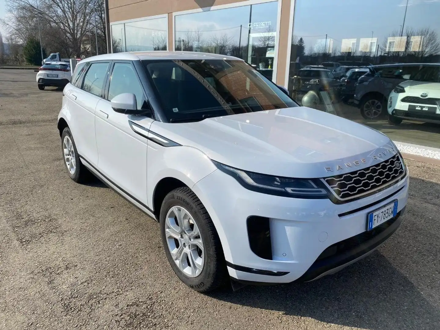 Land Rover Range Rover Evoque 2.0D I4-L.Flw 150CV AWD Aut R-Dynamic HSE Bianco - 1