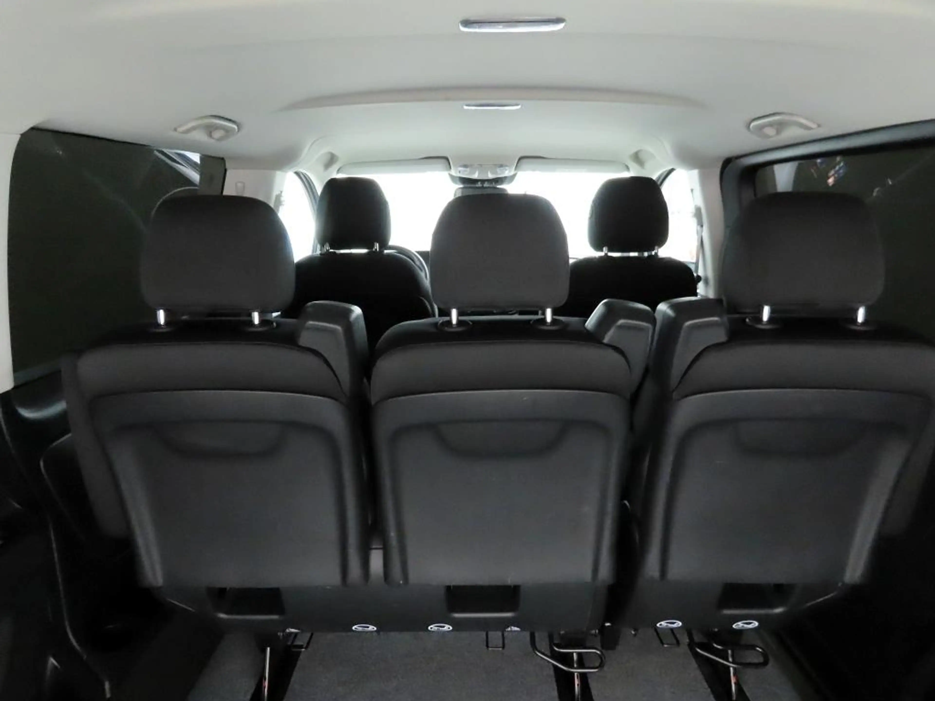 Mercedes-Benz Vito 119 CDI Kompakt AHK+Komfort/ParkPaket+iLED — photo 6