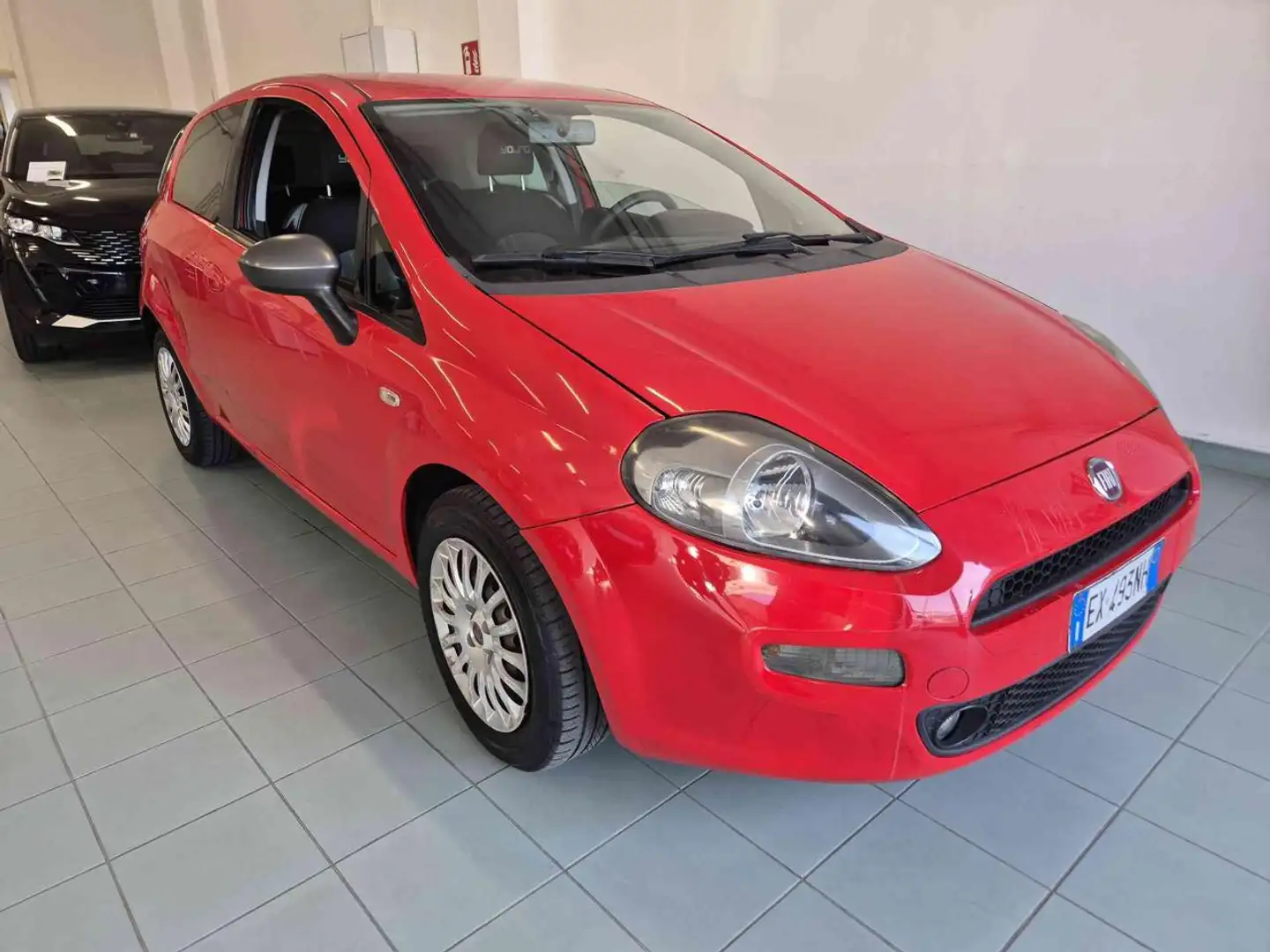 Fiat Punto 1.4 8V 3 porte Easypower Street Rouge - 1