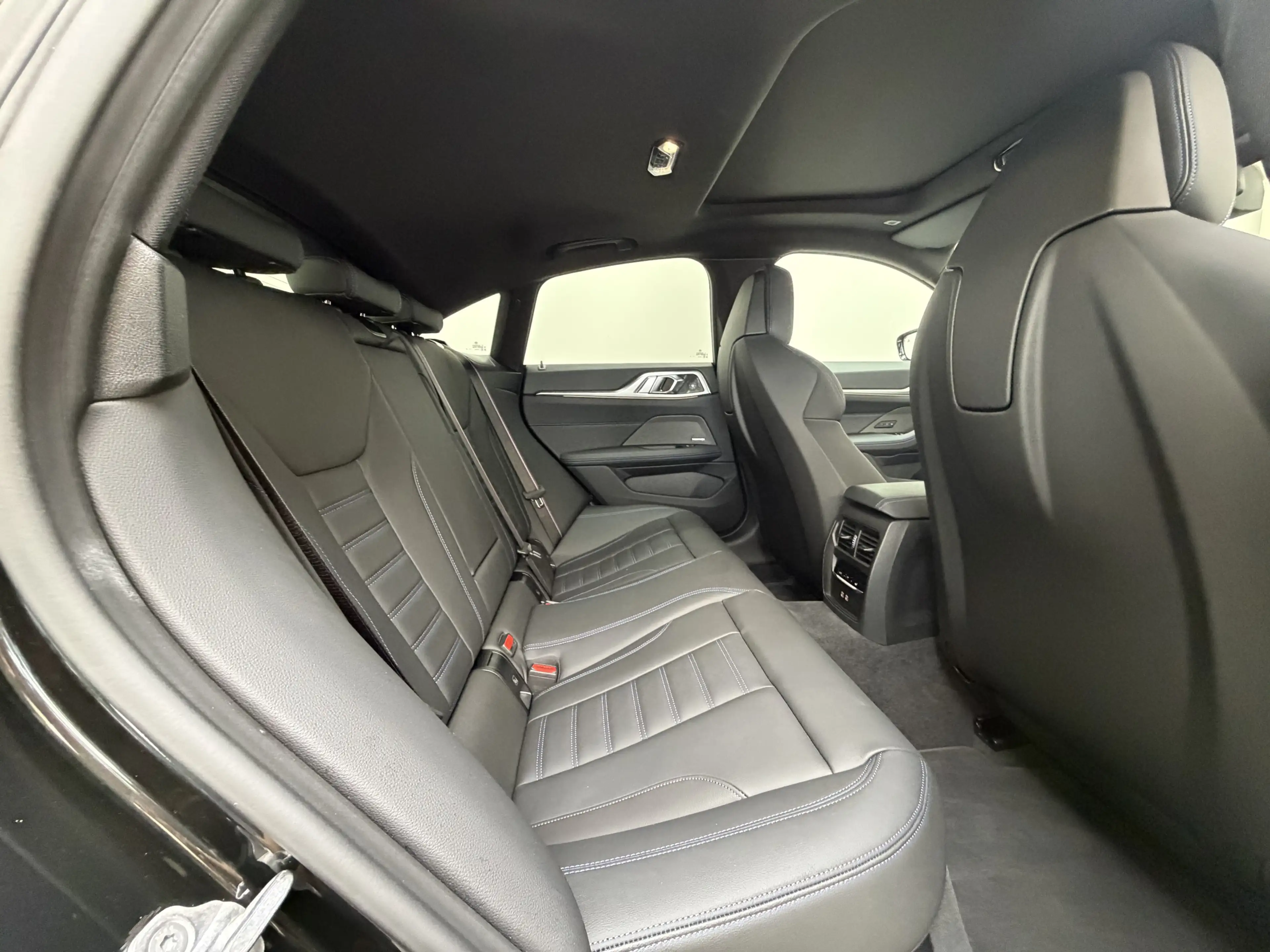 BMW 440 xDrive Pro AHK Glasdach Carbon ACC 360 H K — photo 29