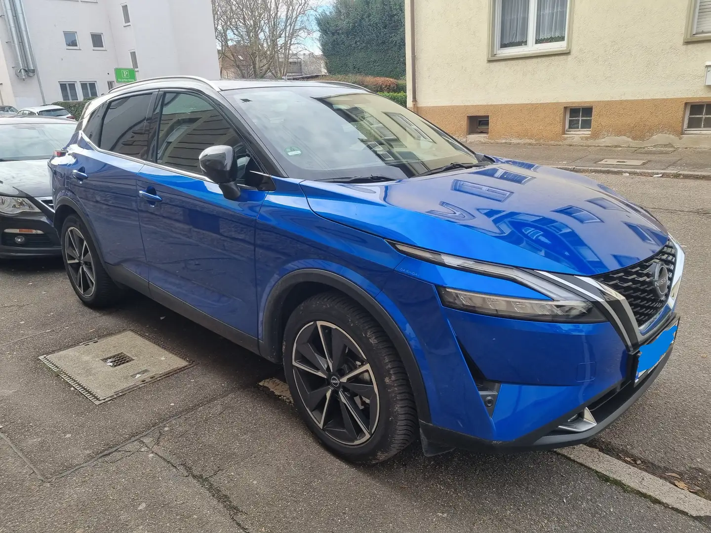 Nissan Qashqai Qashqai 1.3 DIG-T 4x4 MHEV Xtronic Tekna Blau - 2