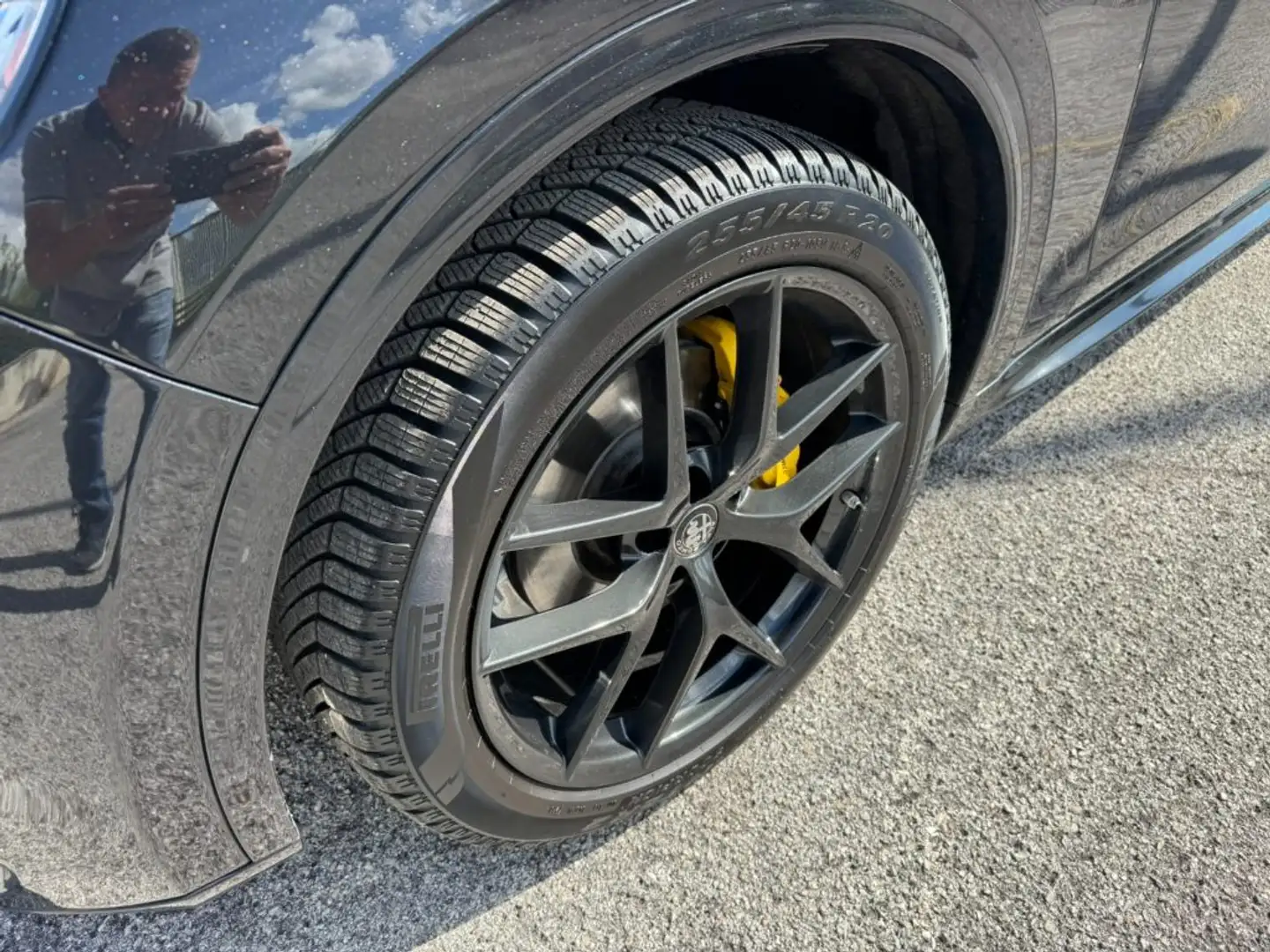 Alfa Romeo Stelvio 2.2 Q4 AT8 210cv Veloce Pinze Gialle Noir - 2