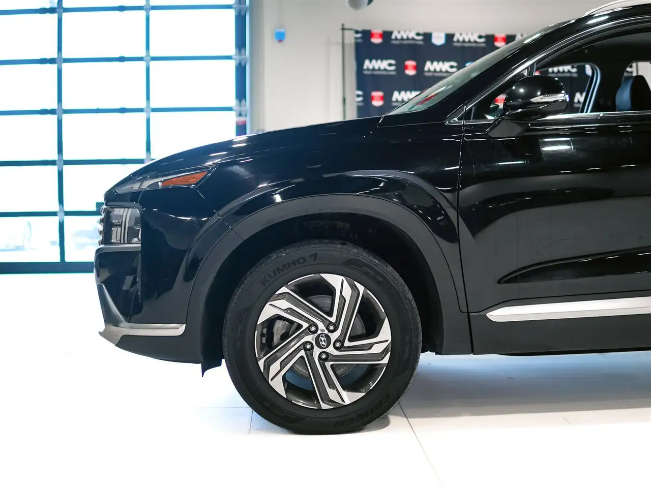 Hyundai SANTA FE photo Hyundai SANTA FE