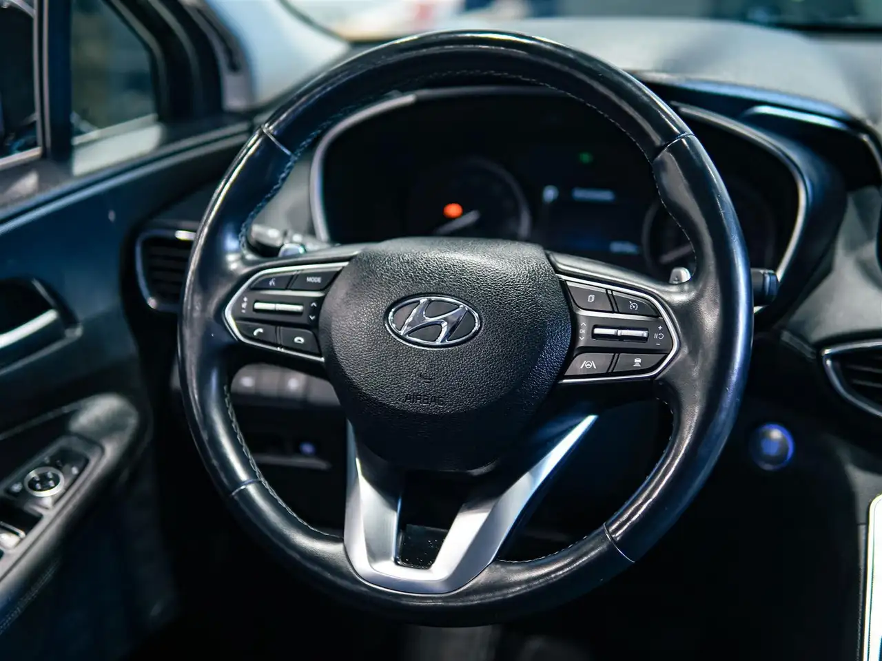 Hyundai SANTA FE photo Hyundai SANTA FE