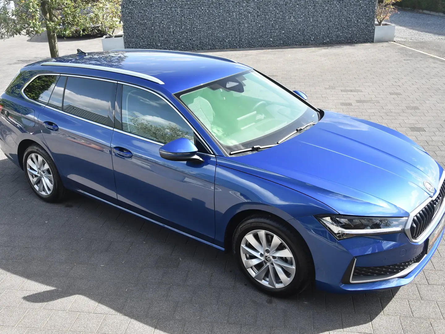 Skoda Superb 1.5 TSI ACT MHEV Selection DSG Navi/Cam/HeadUp Bleu - 2