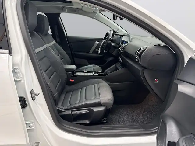 Citroen C4 view 12